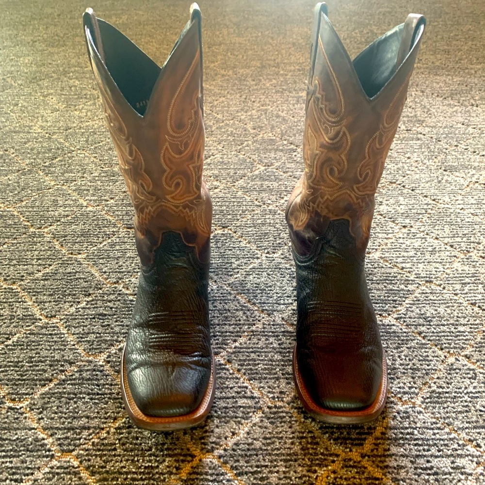 Lucchese Boots for MEN - good condition.